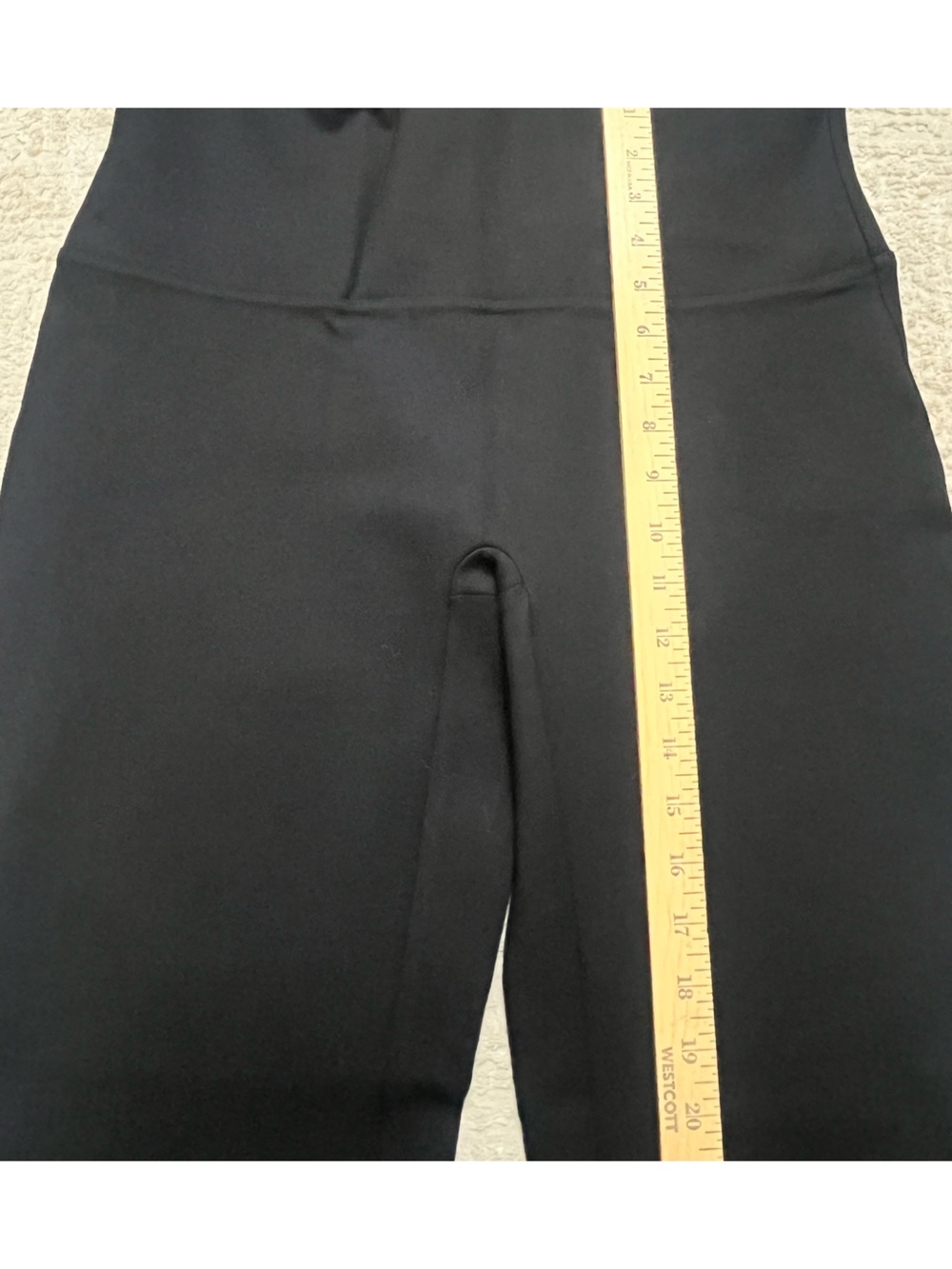 Spanx Ankle Length Ponte Leggings - Picture 4 of 10
